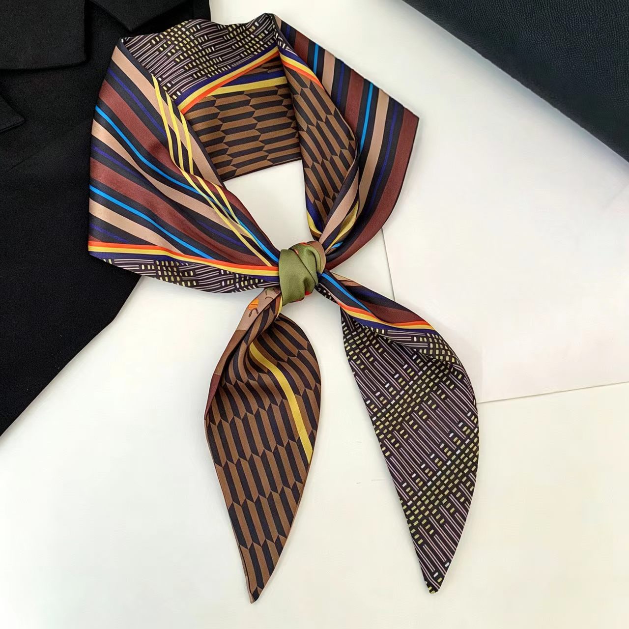 Luxe Print Lang Haarlint Bevel - Face Scarf Mask recensie en prijs