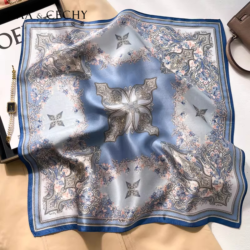 Barokke bloemen 100% moerbeizi - Face Scarf Mask recensie en prijs